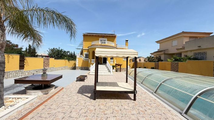 Image No.17-5 Bed Villa for sale