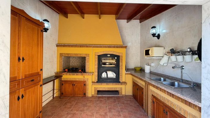 Image No.25-5 Bed Villa for sale