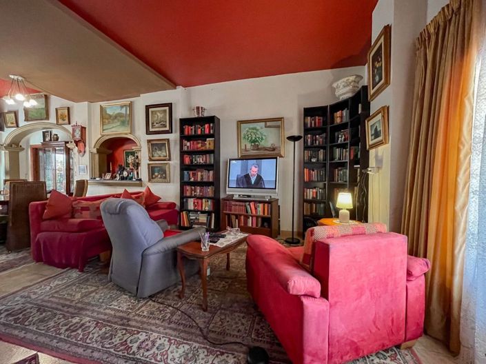 Image No.35-6 Bed Villa for sale