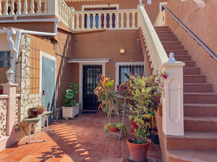 Image No.47-6 Bed Villa for sale