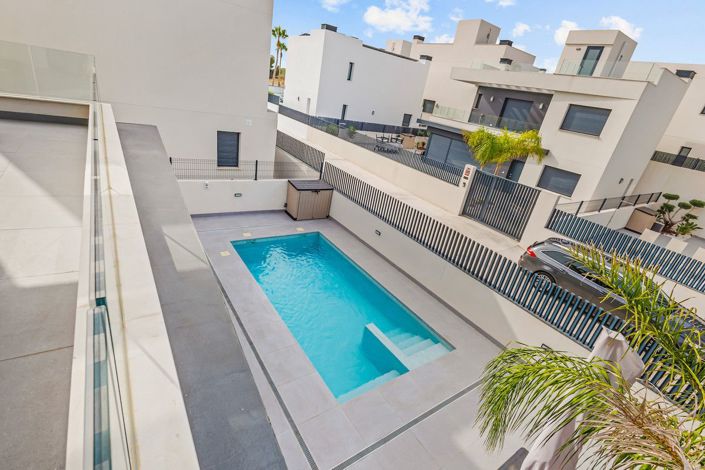Image No.21-4 Bed Villa for sale