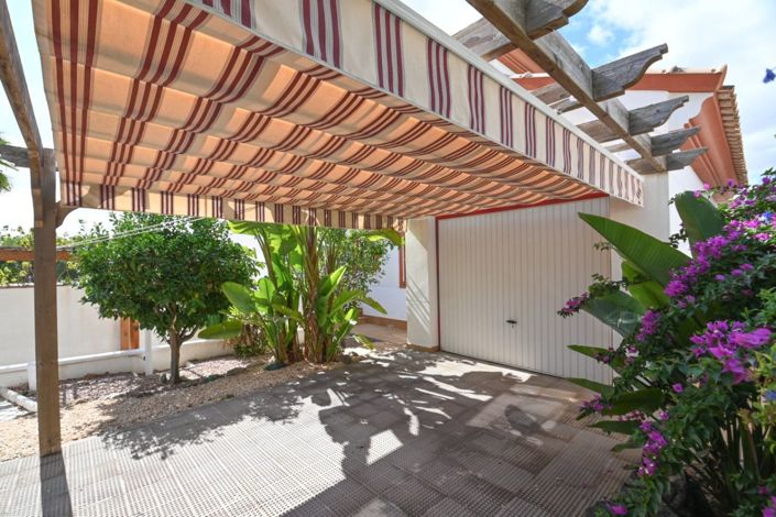 Image No.30-4 Bed Villa for sale
