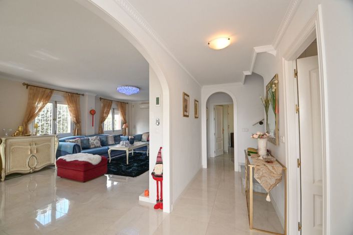 Image No.7-4 Bed Villa for sale