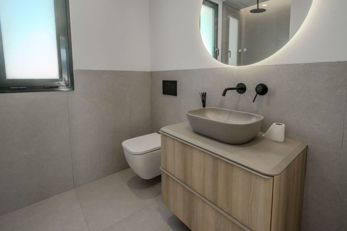 Image No.20-3 Bed Villa for sale