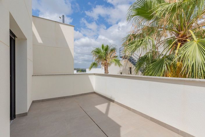 Image No.28-3 Bed Villa for sale