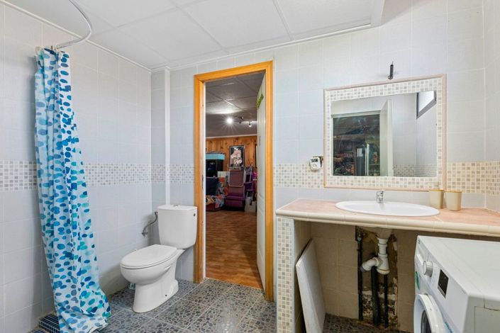 Image No.33-3 Bed Country House for sale