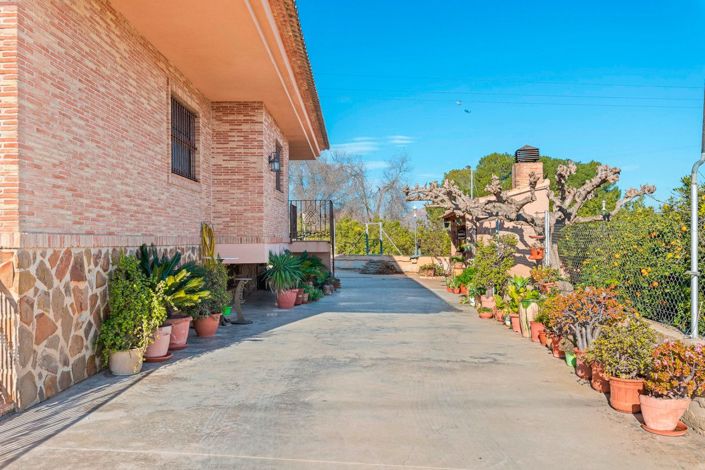 Image No.36-3 Bed Country House for sale