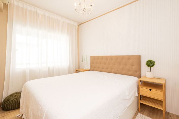 Image No.18-3 Bed Apartment for sale