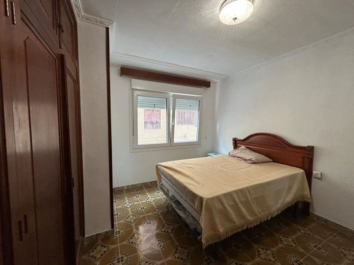 Image No.18-4 Bed Apartment for sale