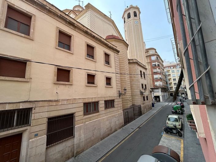 Image No.29-4 Bed Apartment for sale