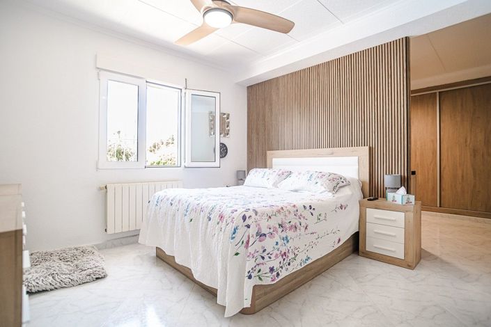 Image No.24-3 Bed Villa for sale