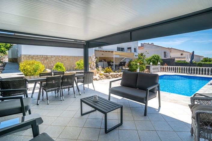 Image No.45-3 Bed Villa for sale