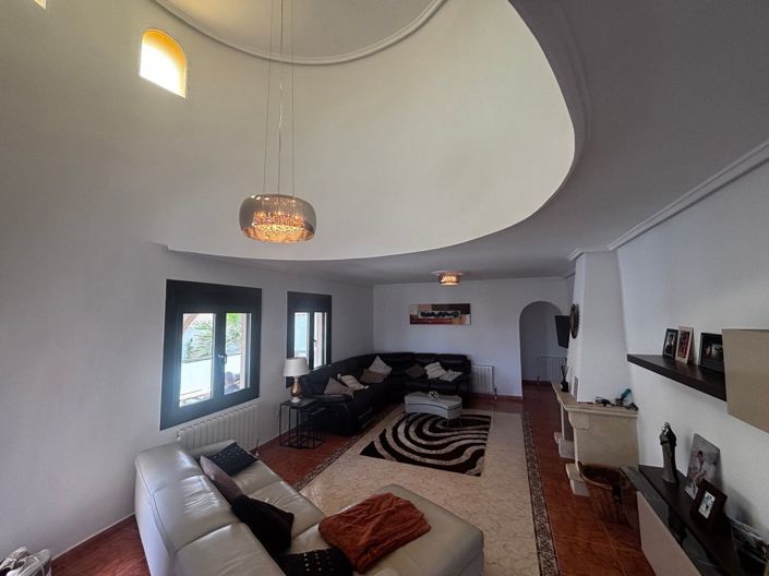 Image No.23-4 Bed Villa for sale