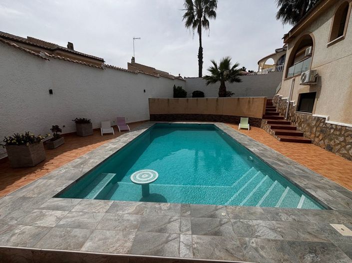 Image No.31-4 Bed Villa for sale
