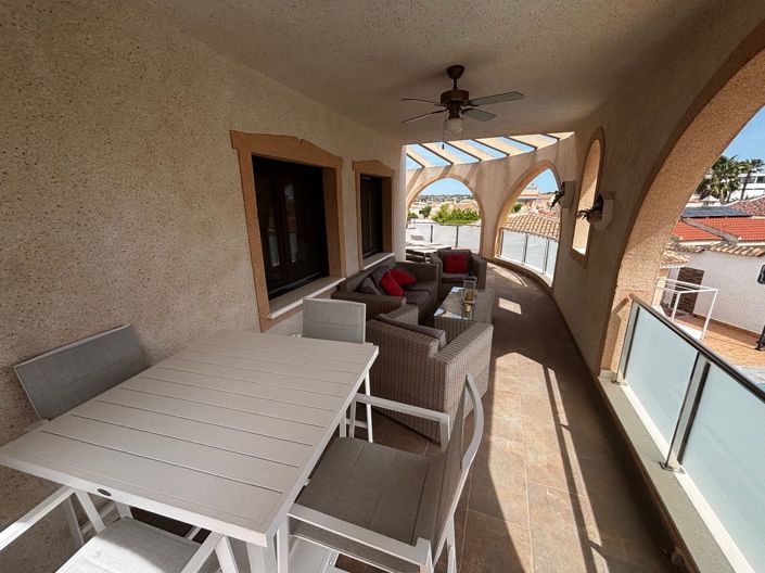 Image No.38-4 Bed Villa for sale