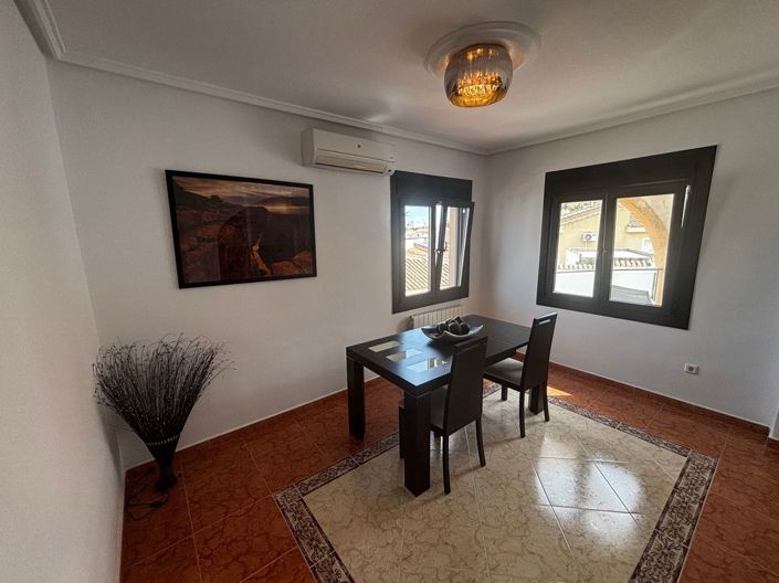 Image No.6-4 Bed Villa for sale