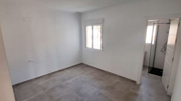 Image No.11-3 Bed Villa for sale