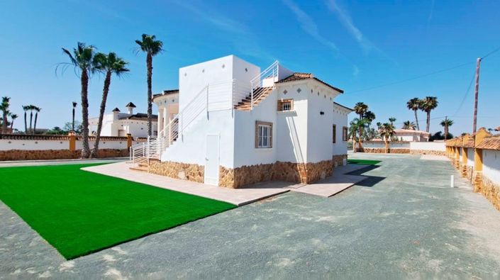 Image No.18-3 Bed Villa for sale