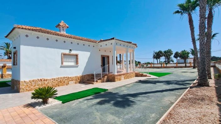 Image No.19-3 Bed Villa for sale