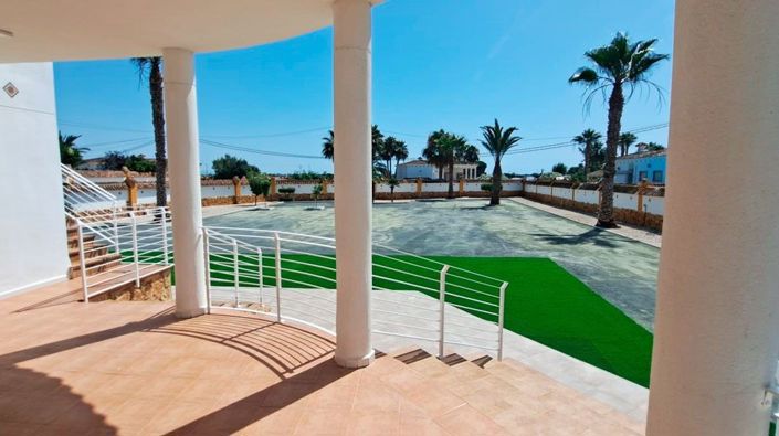Image No.4-3 Bed Villa for sale