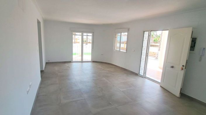 Image No.5-3 Bed Villa for sale