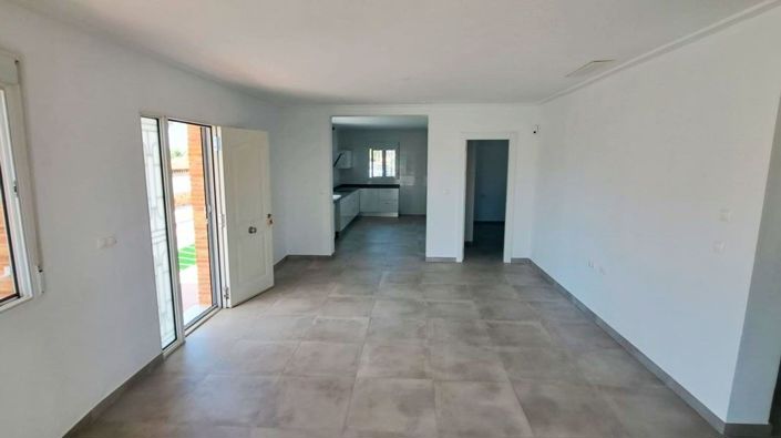 Image No.6-3 Bed Villa for sale