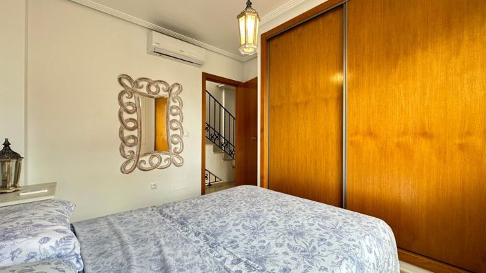 Image No.18-3 Bed Villa for sale