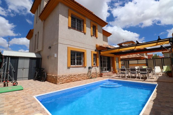 Image No.21-3 Bed Villa for sale