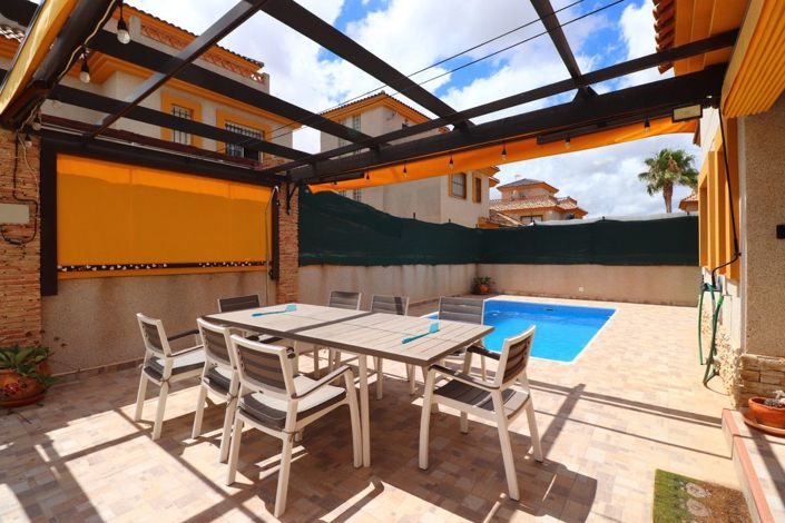 Image No.22-3 Bed Villa for sale