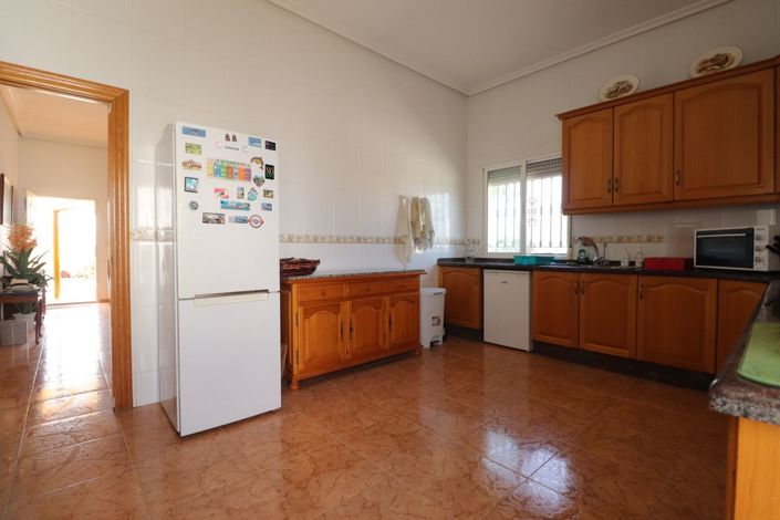 Image No.11-3 Bed Villa for sale