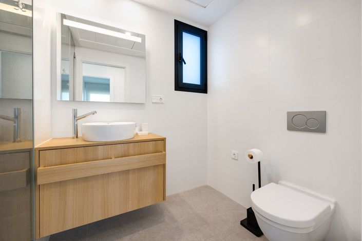 Image No.24-2 Bed Apartment for sale