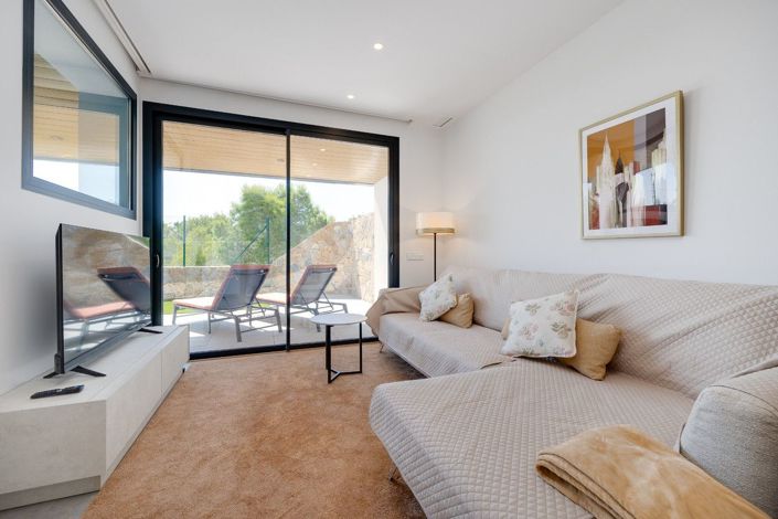 Image No.6-2 Bed Apartment for sale