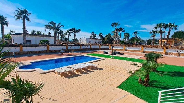 Image No.25-3 Bed Villa for sale