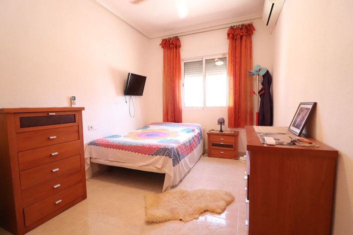 Image No.19-3 Bed Villa for sale