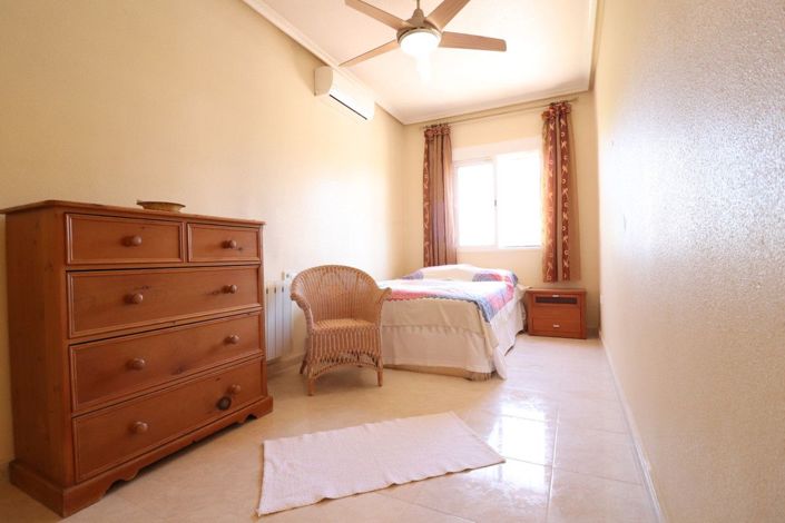 Image No.21-3 Bed Villa for sale