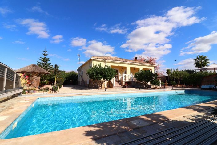 Image No.31-3 Bed Villa for sale