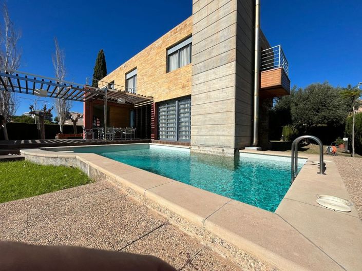 Image No.21-4 Bed Villa for sale