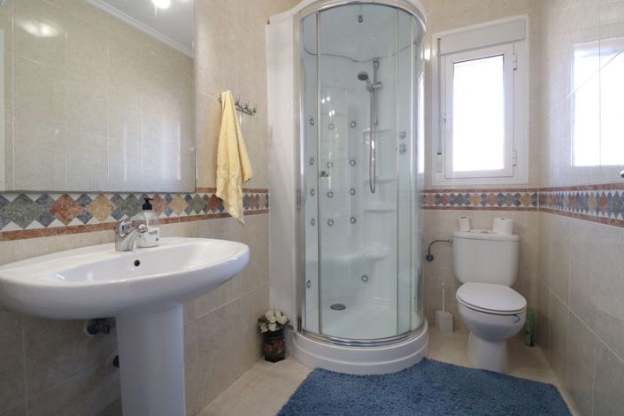 Image No.11-3 Bed Villa for sale