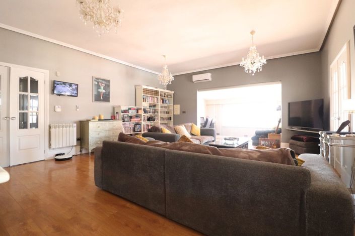 Image No.13-6 Bed Villa for sale