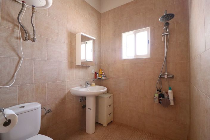 Image No.33-6 Bed Villa for sale