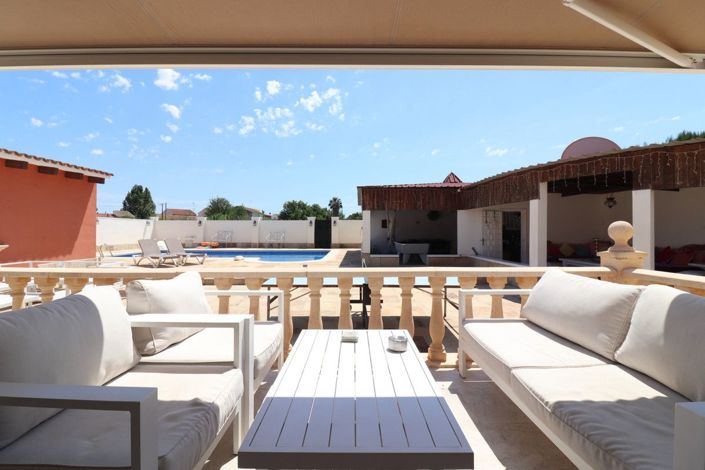 Image No.39-6 Bed Villa for sale
