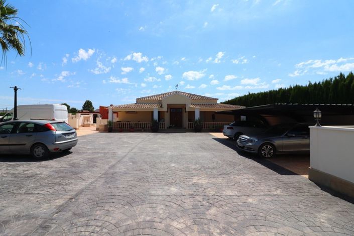 Image No.46-6 Bed Villa for sale