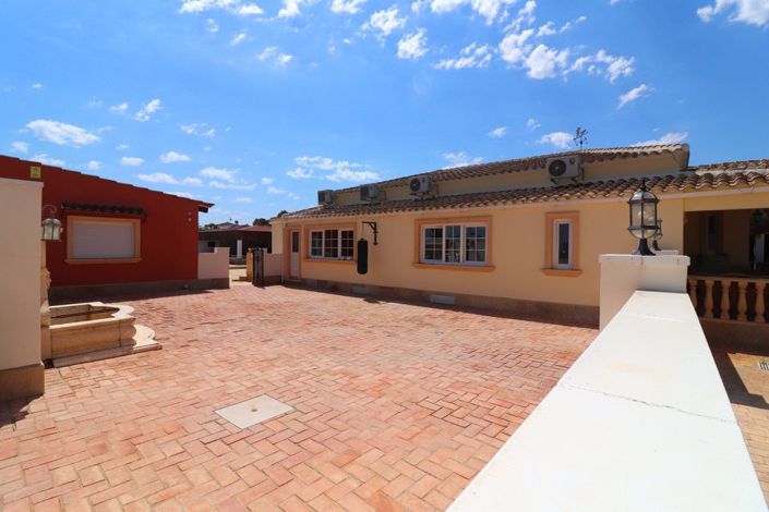 Image No.50-6 Bed Villa for sale
