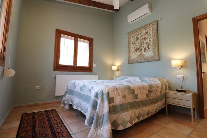 Image No.15-7 Bed Villa for sale
