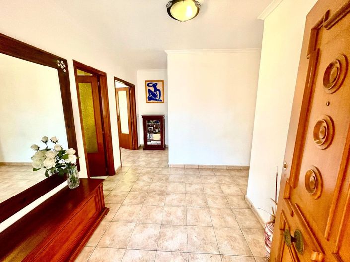 Image No.14-4 Bed Villa for sale