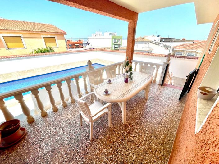 Image No.27-4 Bed Villa for sale