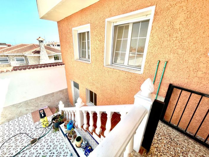 Image No.29-4 Bed Villa for sale