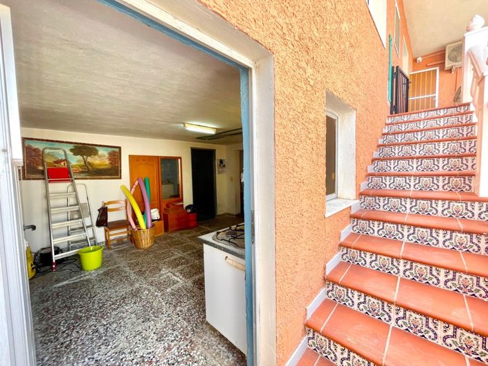 Image No.34-4 Bed Villa for sale