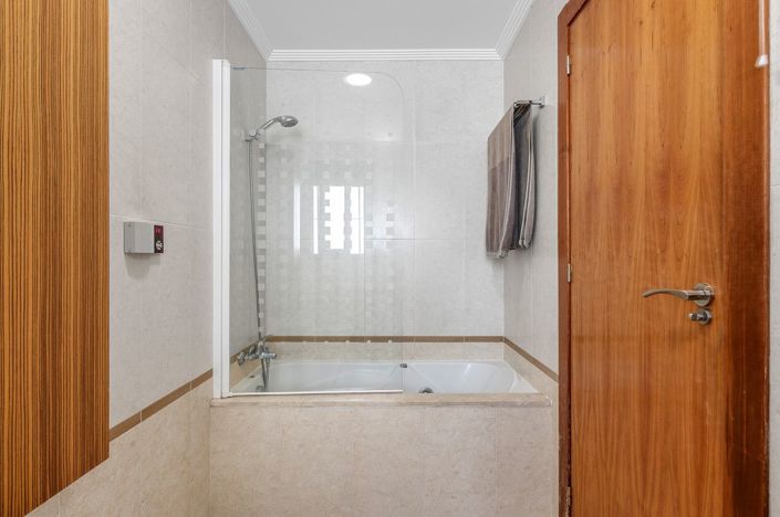 Image No.17-4 Bed Villa for sale
