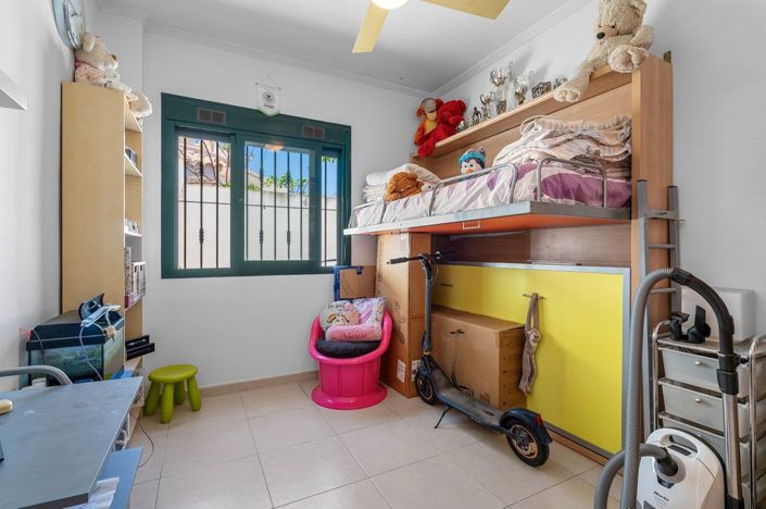 Image No.26-4 Bed Villa for sale
